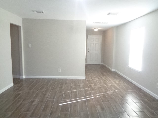 Foto del edificio - 9507 Maple Green Ln