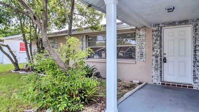 Building Photo - 11241 Snyder Ave