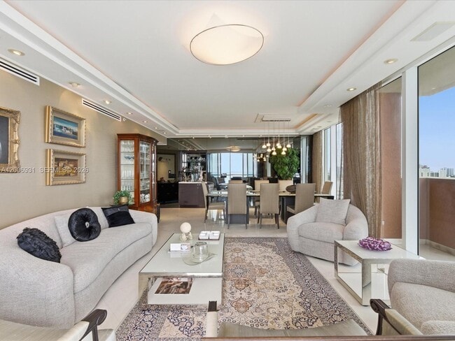 Foto del edificio - 17875 Collins Ave