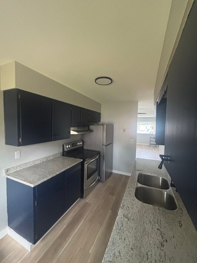 Foto del edificio - 480 Diven Ln