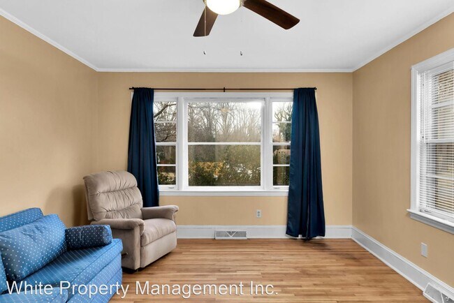 Building Photo - 2 br, 1 bath House - 935 Pierson Drive