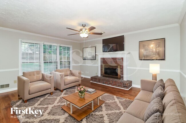 Foto del edificio - 205 Timber Oak Cove
