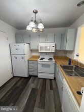 Building Photo - 10059 Ridgeline Dr