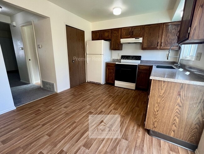 Building Photo - 3804 Oro Blanco Dr