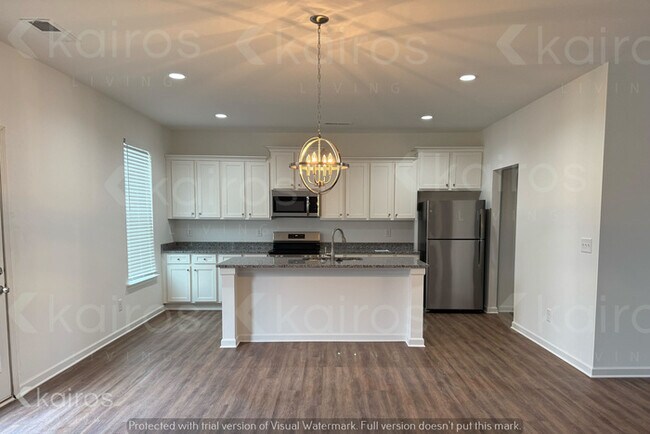 Foto del edificio - 306 Silver Maple Ln