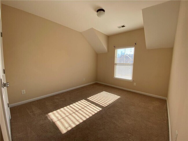 Building Photo - 4775 Fourth Rail Ln