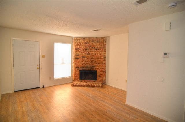 Building Photo - 9451 Olde Village Ct