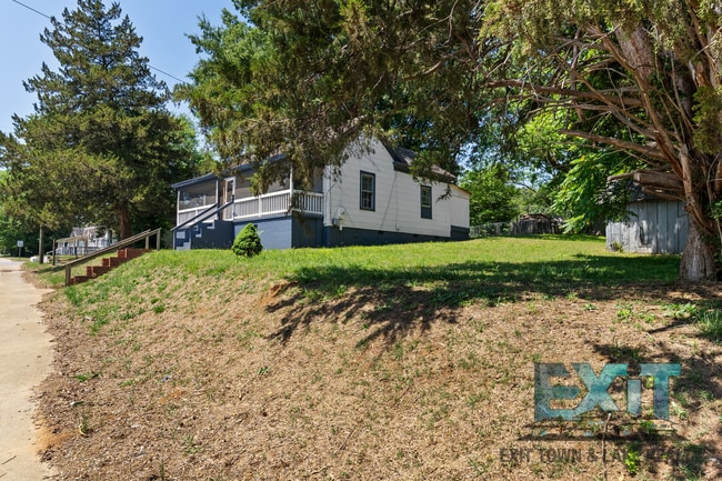 Building Photo - Freshly Updated 2BR Home Near Downtown Roanoke Rapids