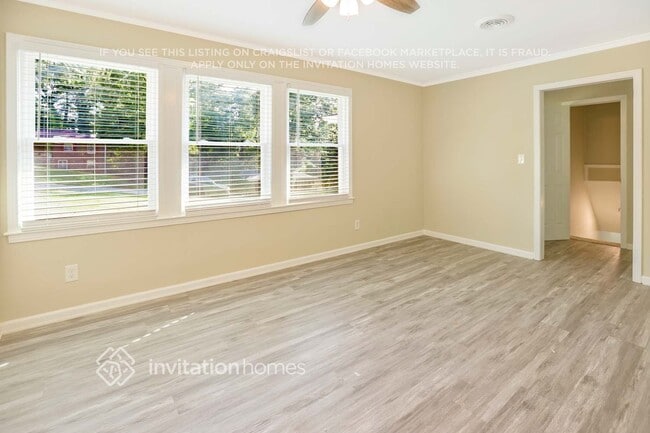 Foto del edificio - 1688 Mary Lou Ln SE