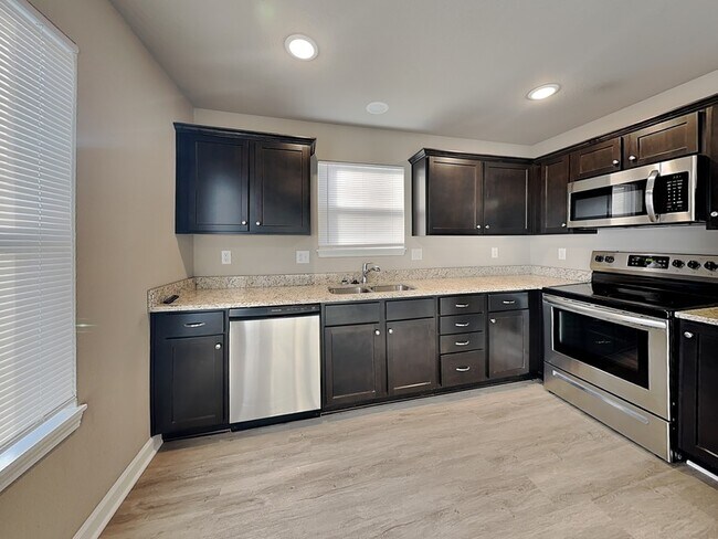 Foto del edificio - 102 SW Sunflower St