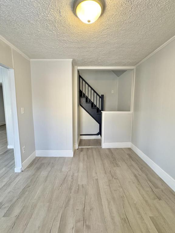 Building Photo - 115 Pierce St