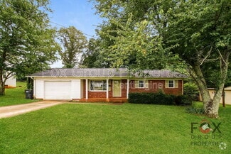 Building Photo - 135 Clearview Rd