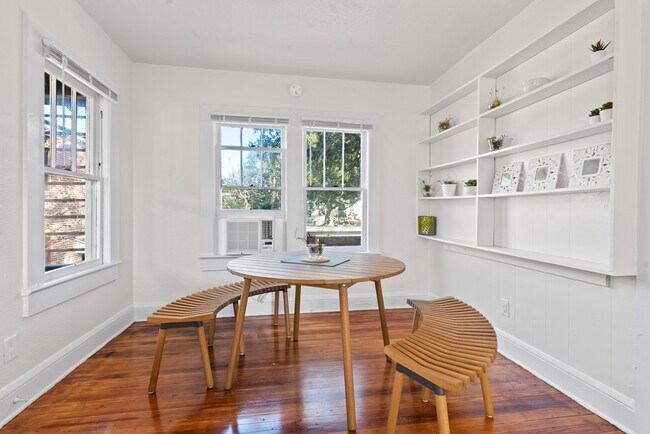 Foto del edificio - 2672 Post St