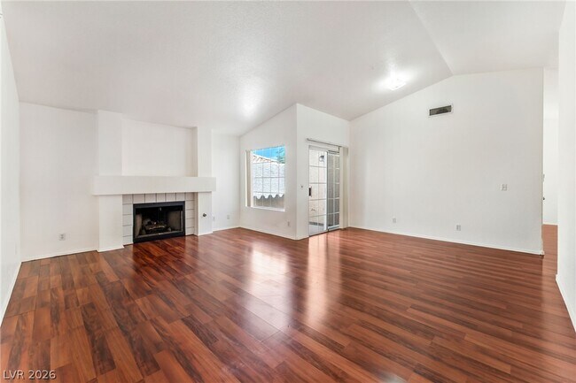Foto del edificio - 1401 Pacific Terrace Dr