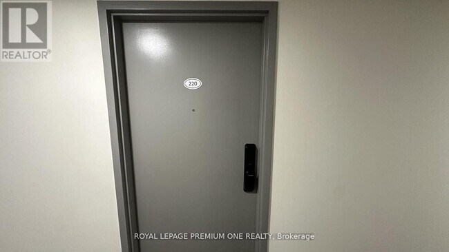 Photo du bâtiment - 50 Herrick Ave