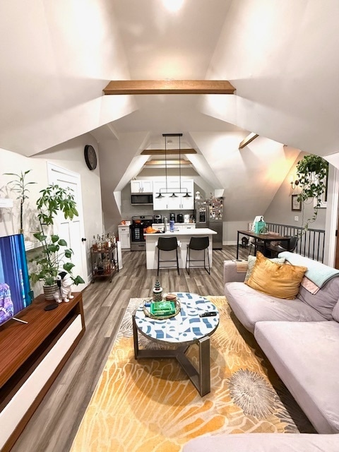 Building Photo - 2115 W Barry Ave