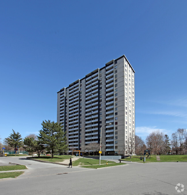 Primary Photo - Maeford Court Apartments