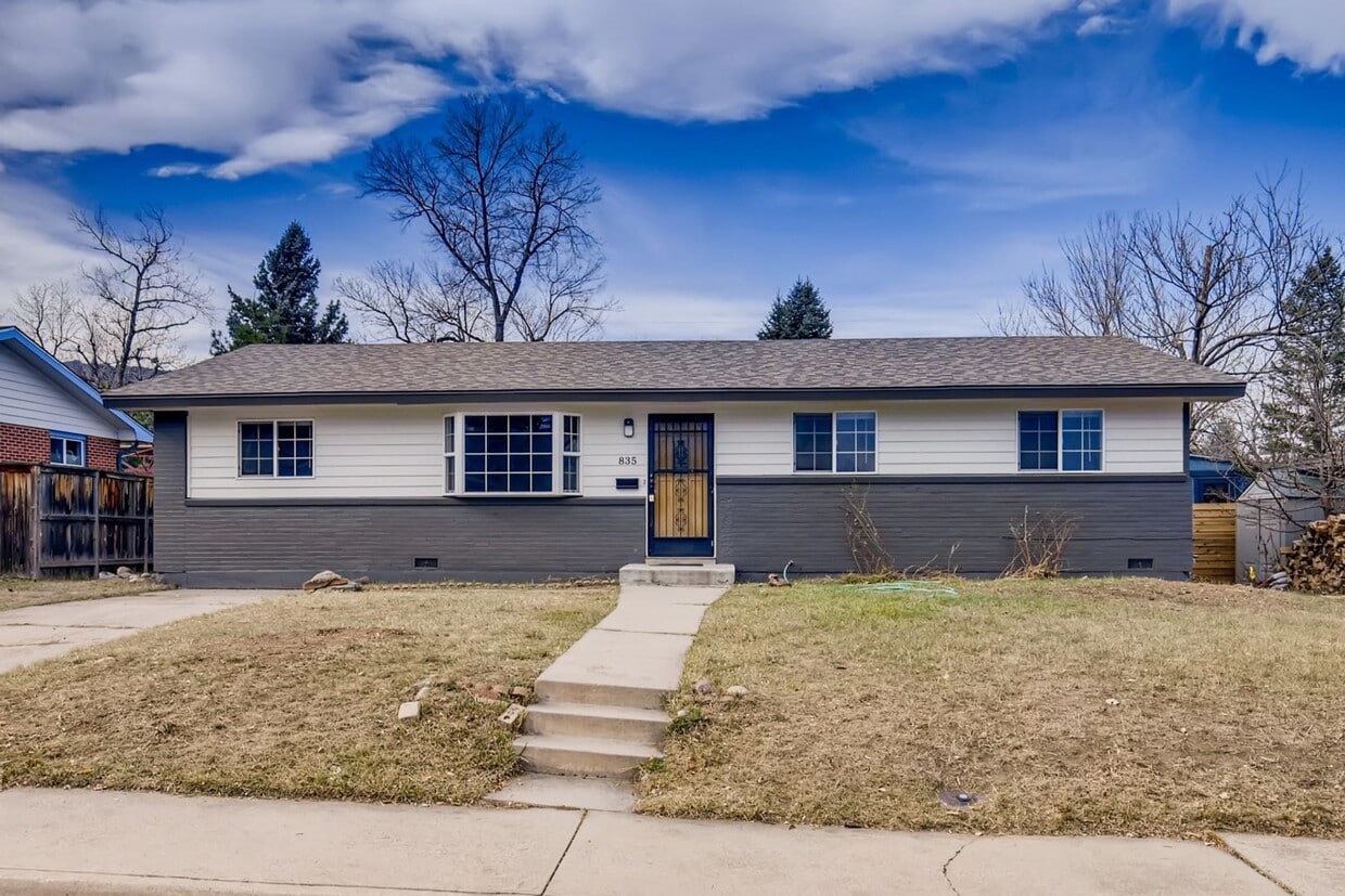 Recently Remodeled 4 bedroom, 2 bath Ranch Style Boulder House - Recently Remodeled 4 bedroom, 2 bath Ranch Style Boulder House