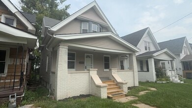 Building Photo - 247 E Pearl St
