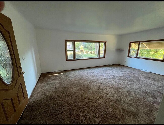 Foto del edificio - 3266 Ravenwood Ave