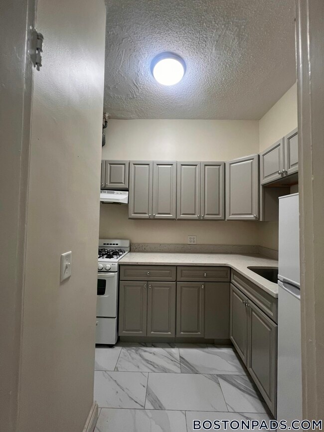 Building Photo - 17-19 Washington St.