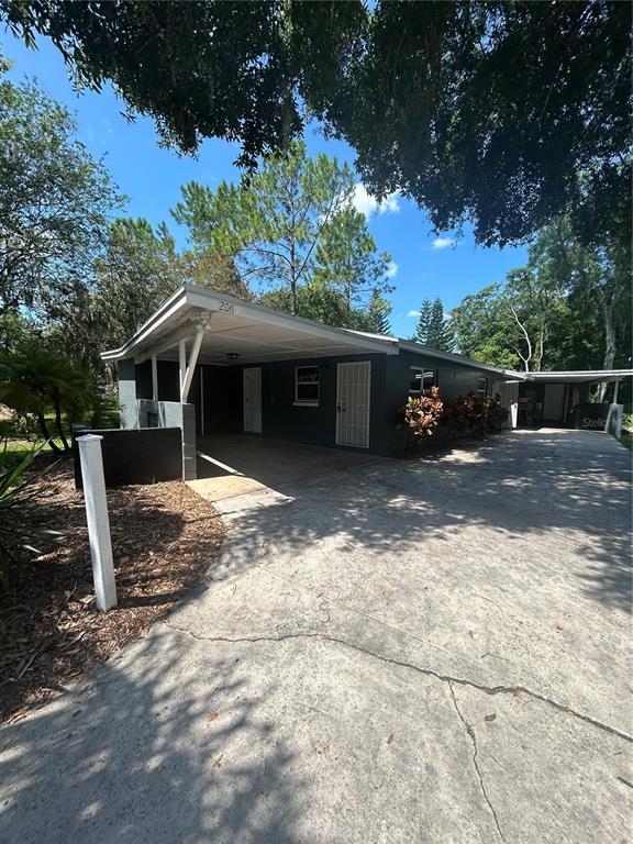 Foto del edificio - 206 N Cypress Way