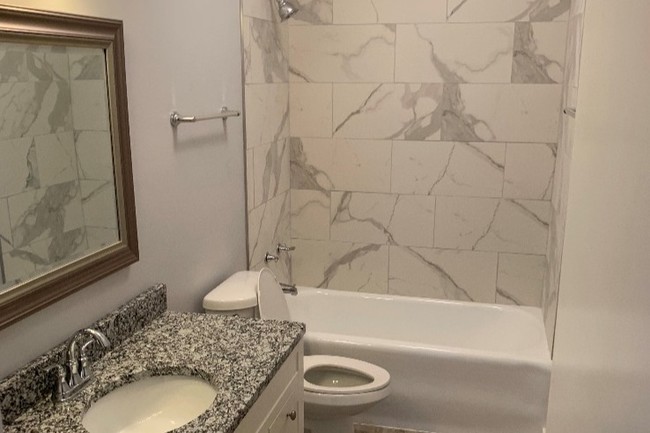 Bathroom 1 - 4537 N Marmora Ave