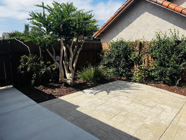 Building Photo - 2806 Atadero Ct