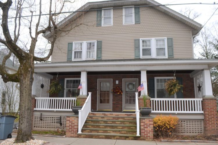 Foto principal - 877 Scott St