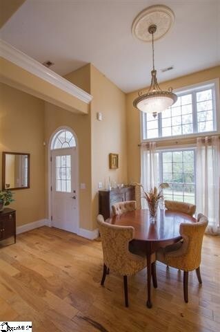 Foto del edificio - 608 Blossom Branch Rd