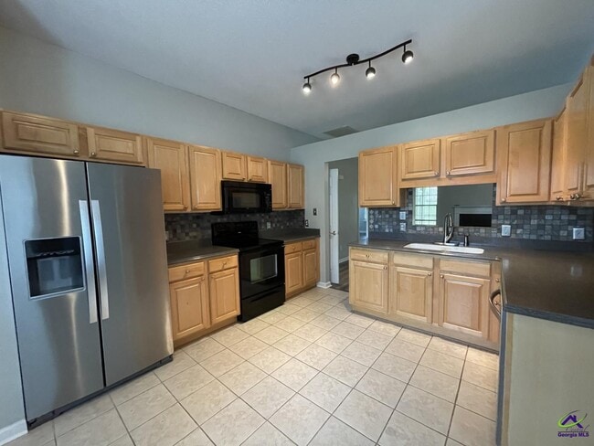 Building Photo - 200 S Houston Springs Blvd