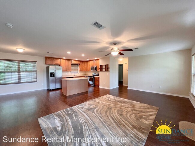 Foto del edificio - 3 br, 2 bath House - 58 Eden Park Drive N