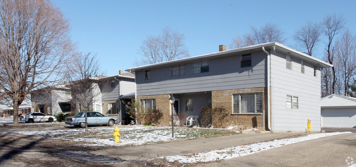 Primary Photo - 843-849 Riverside Dr