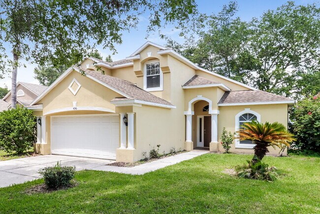 Foto del edificio - 4040 Watercove Dr