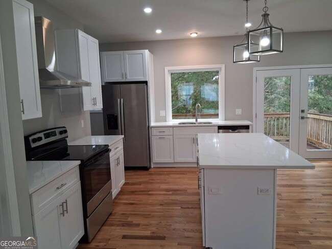 Foto del edificio - 3175 Tackett Rd