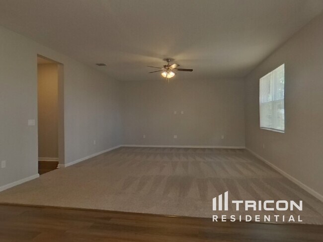 Building Photo - 31767 Broadwater Ave