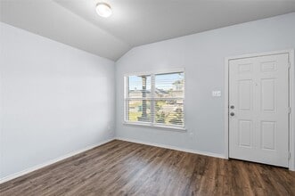 Building Photo - 2024 Cedar Tree Ct