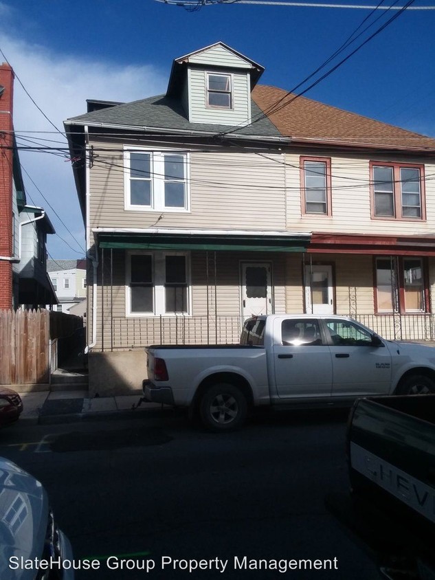 Primary Photo - 5 br, 1 bath House - 25 Mifflin St EHWST
