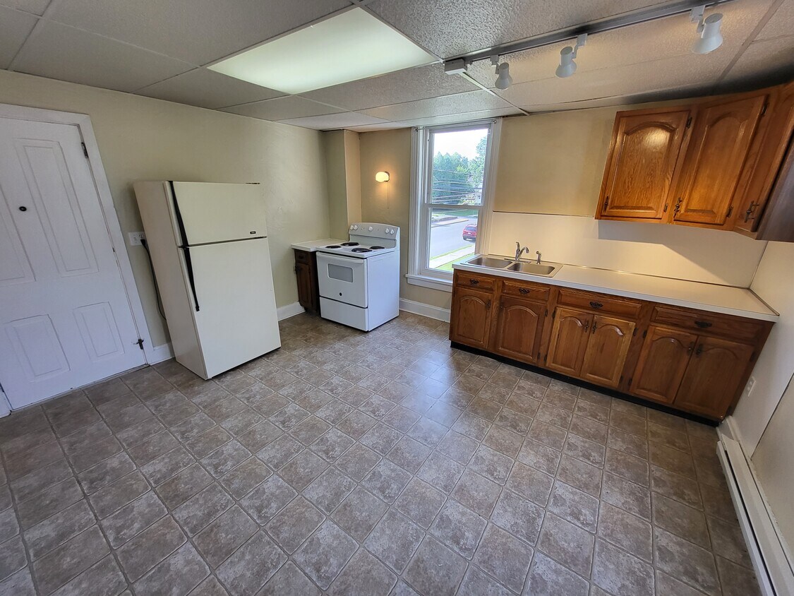 45 E High St Unit 2A, Hummelstown, PA 17036 Condo for Rent in