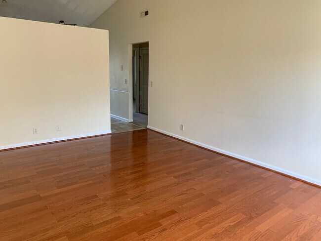 Foto del edificio - Condo for Rent