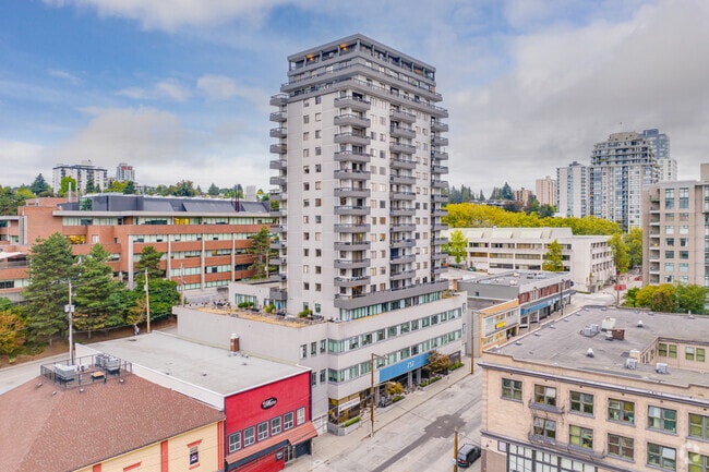 Building Photo - 737 Carnarvon Street