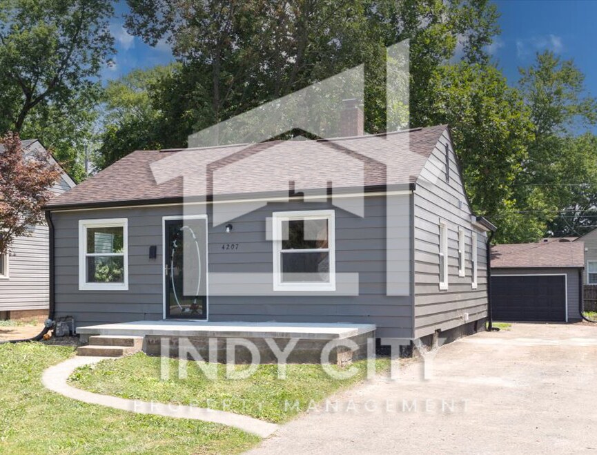 Primary Photo - 4207 E 34th St