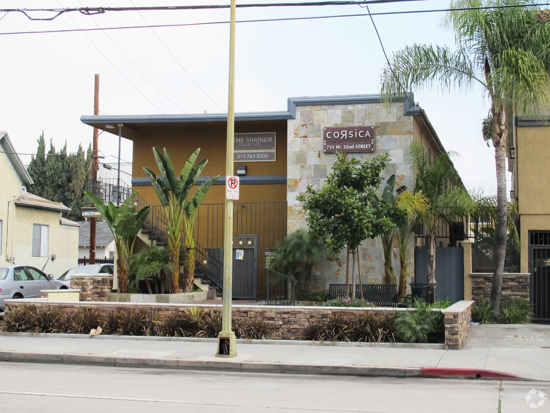 Foto principal - 715 W 32nd Street