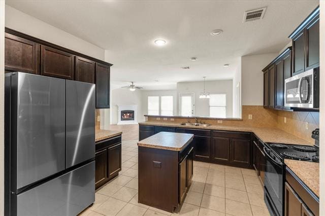 Building Photo - 1729 Park Trails Blvd