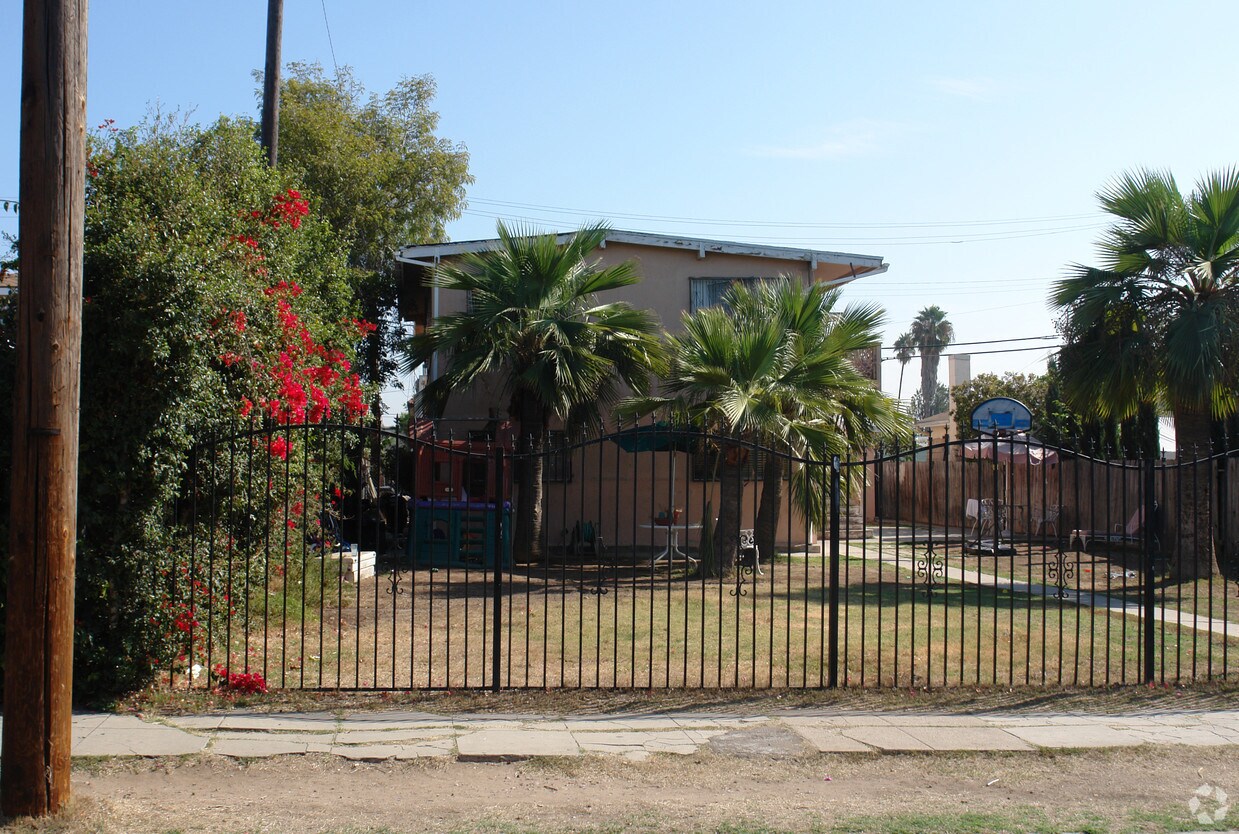 Building Photo - 3545 44th St