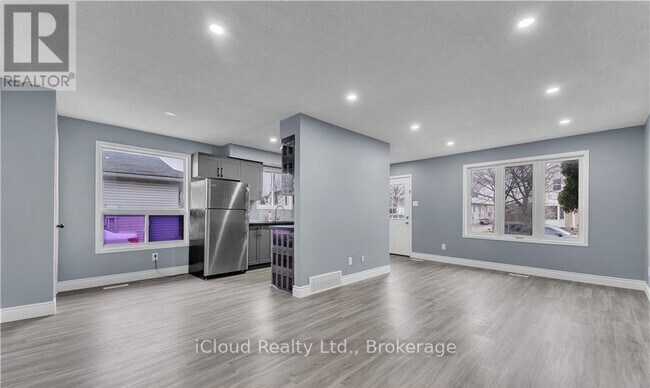 Building Photo - 967 Prosperity Ct