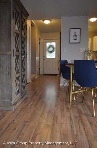 Building Photo - 2 br, 1.5 bath House - 10194 Nantucket