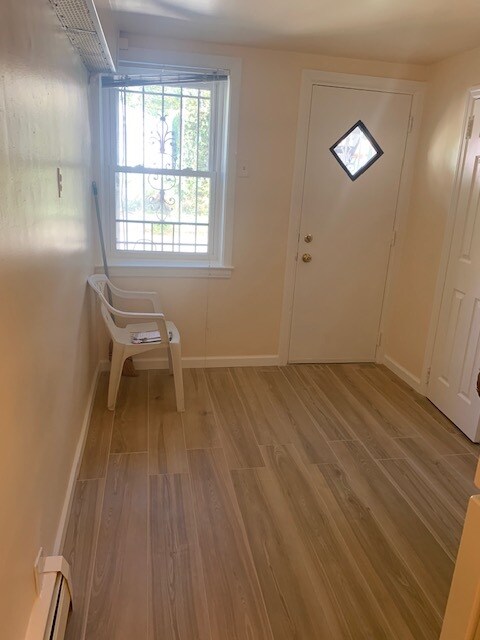 Foto del edificio - 1327 E 54th St