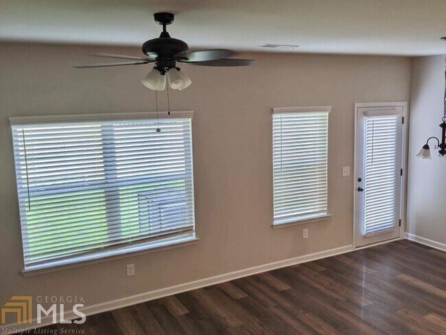 Building Photo - 6054 Oak Bend Ct
