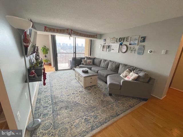 Building Photo - 4500 S Four Mile Run Dr